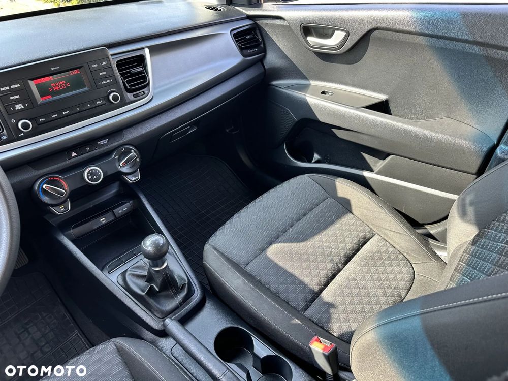 Kia Rio 1.2 M - 30