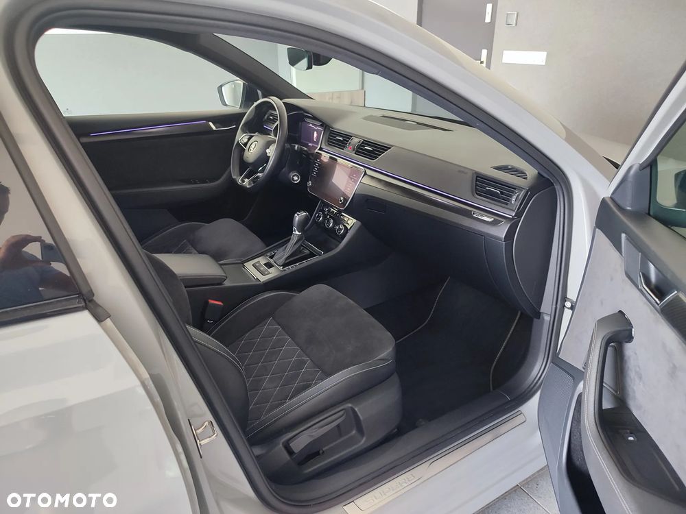 Skoda Superb 2.0 TDI SCR 4x4 Sportline DSG - 27