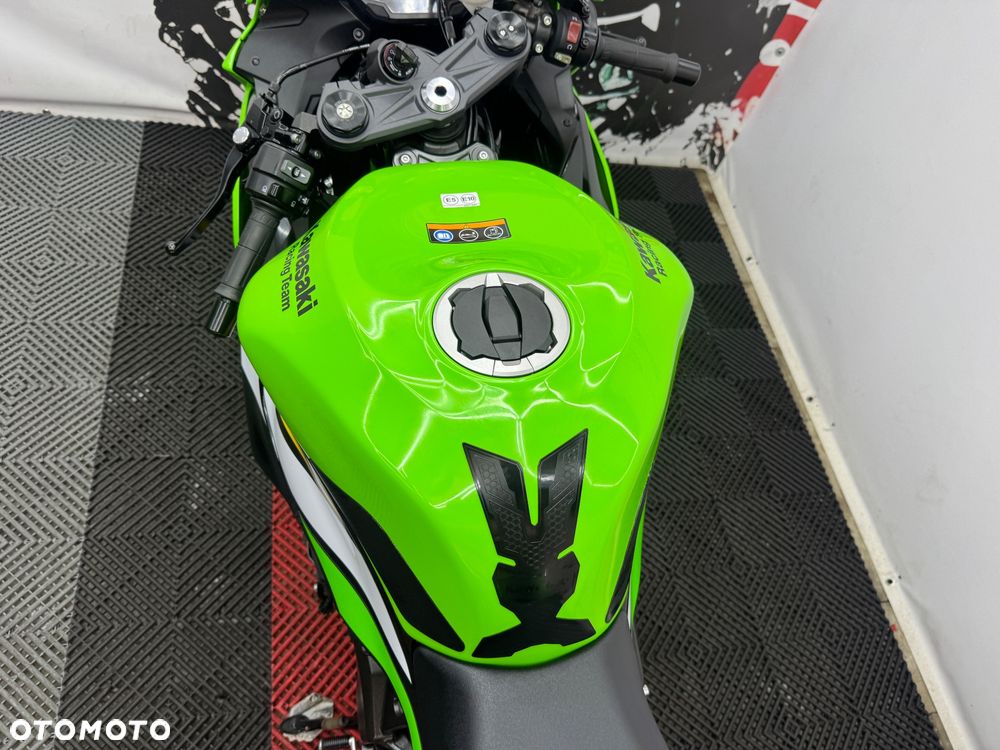 Kawasaki ZX - 20