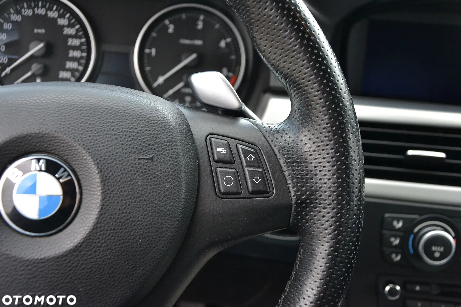 BMW Seria 3 335d DPF Edition Exclusive - 28