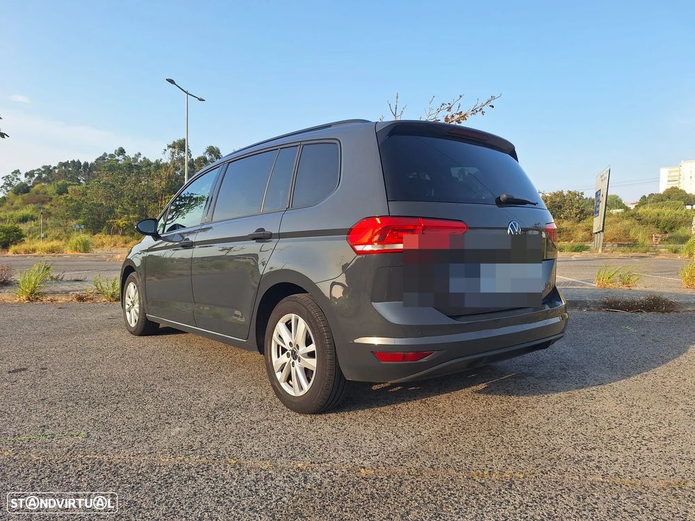 VW Touran 2.0 TDI Confortline - 8