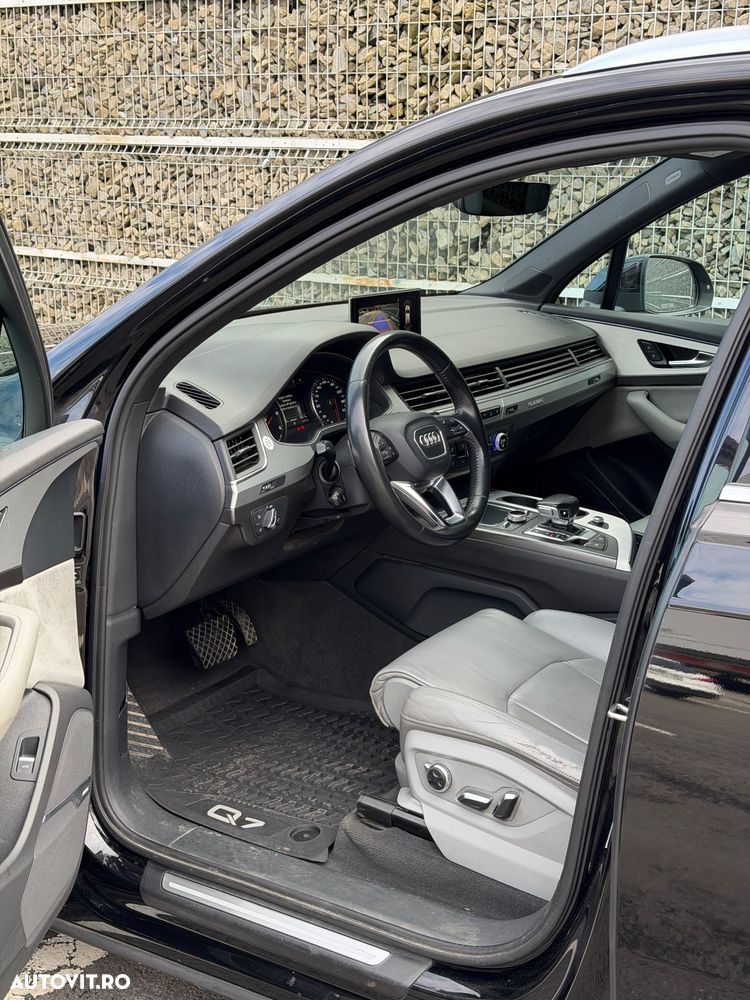 Audi Q7 - 14