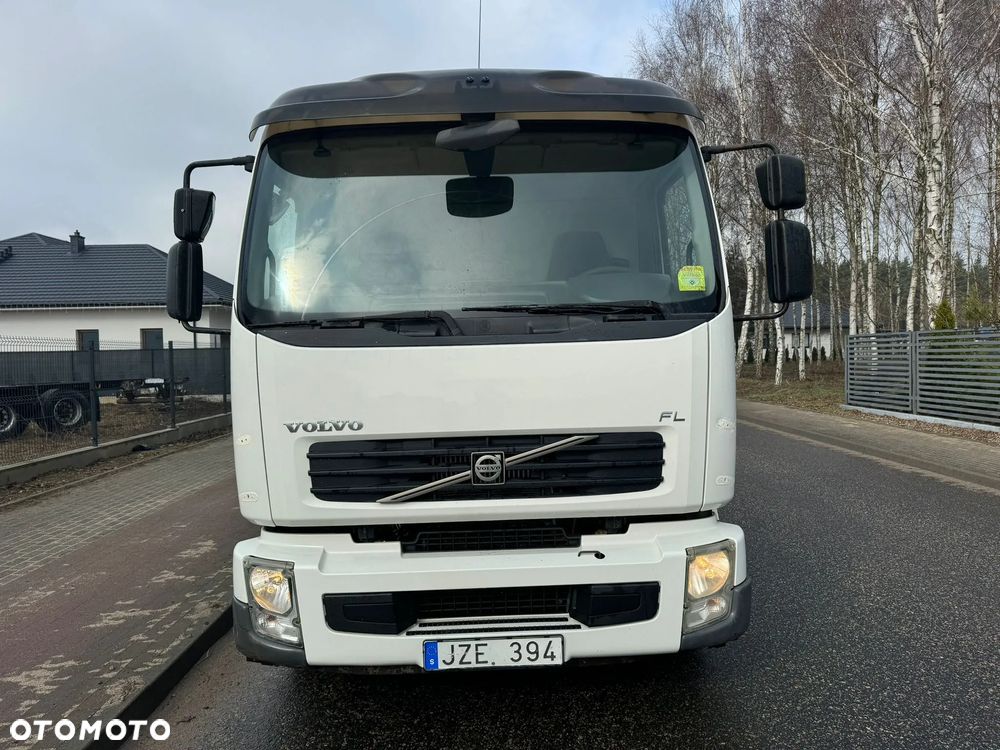 Volvo FL 4X2 - 2