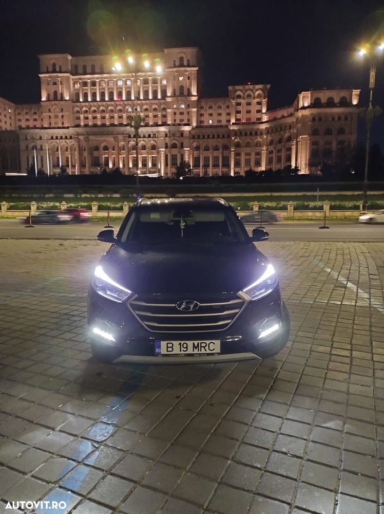 Hyundai Tucson 2.0 CRDI 4WD 6AT Style - 3