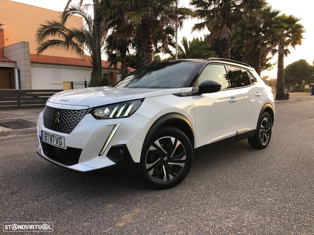 Peugeot e-2008 50 kWh GT - 2