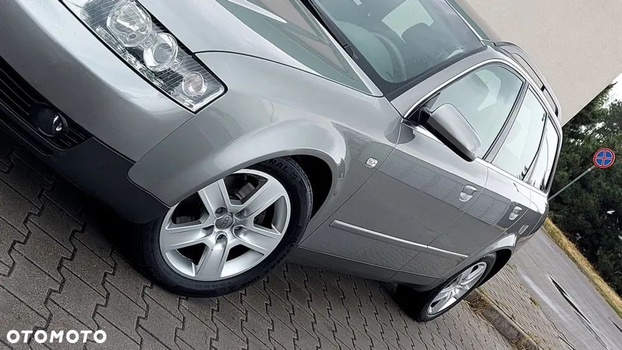 Audi A4 Avant - 27