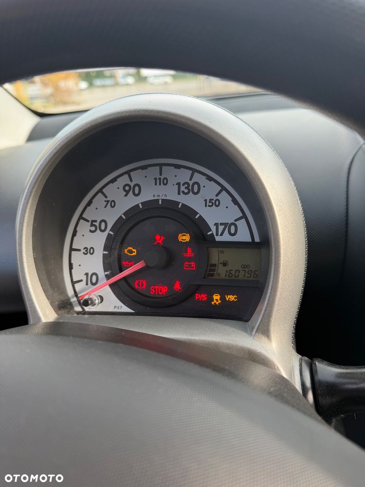 Peugeot 107 - 23