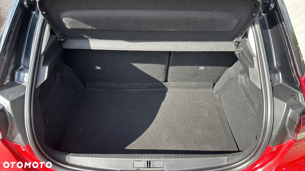 Opel Corsa 1.2 Elegance S&S - 26