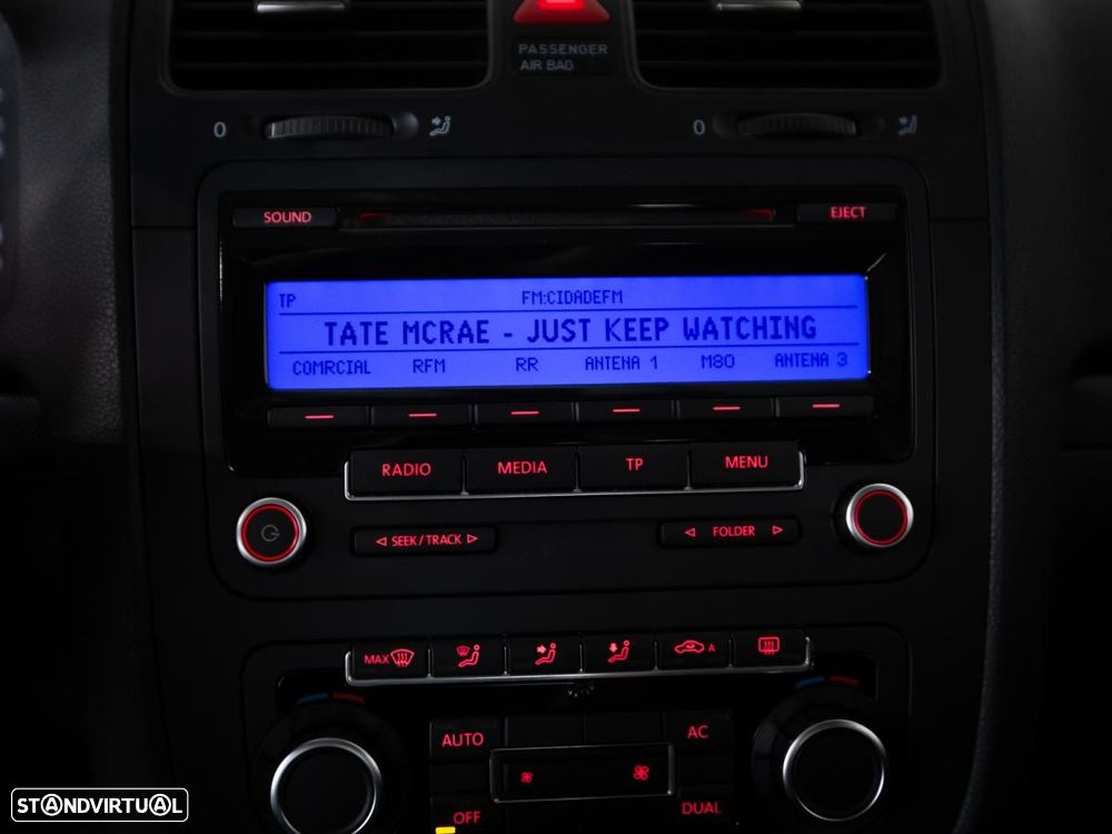 VW Jetta - 14