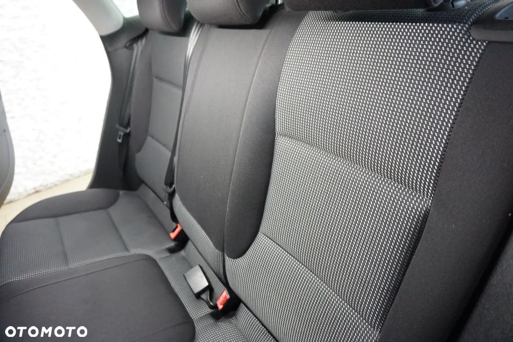 Audi A3 Sportback 1.9 TDI Ambiente - 28