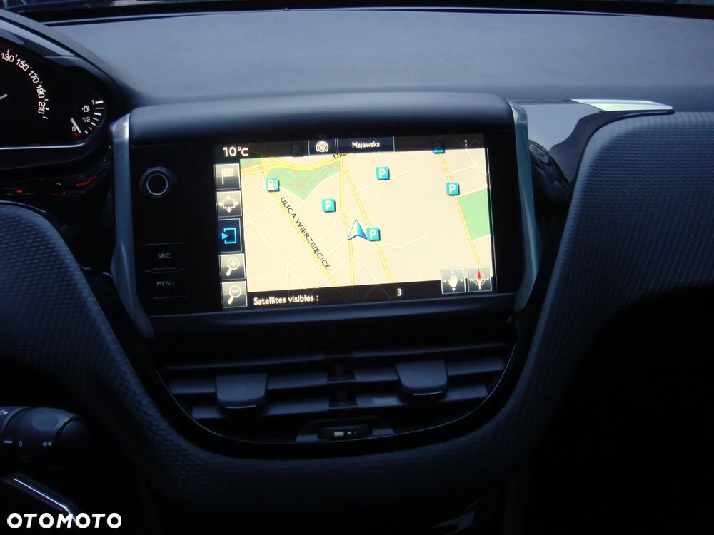 Peugeot 208 PureTech 110 Stop & Start Allure - 11