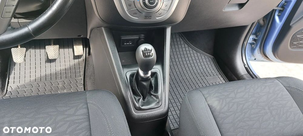 Hyundai ix20 1.6 Comfort blue - 16