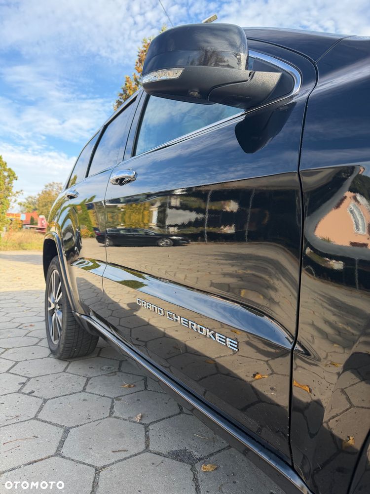 Jeep Grand Cherokee - 8