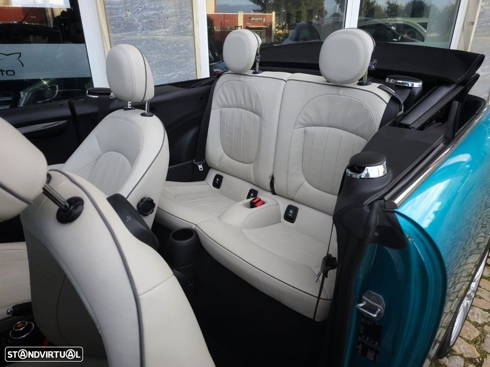 MINI Cabrio Cooper - 23