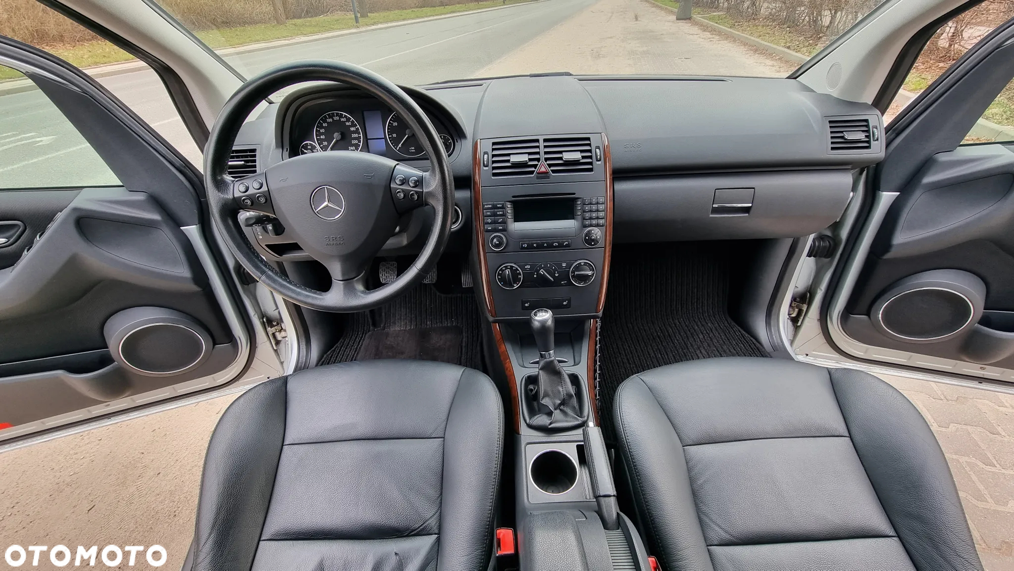 Mercedes-Benz Klasa A 200 Elegance Special Edition - 19