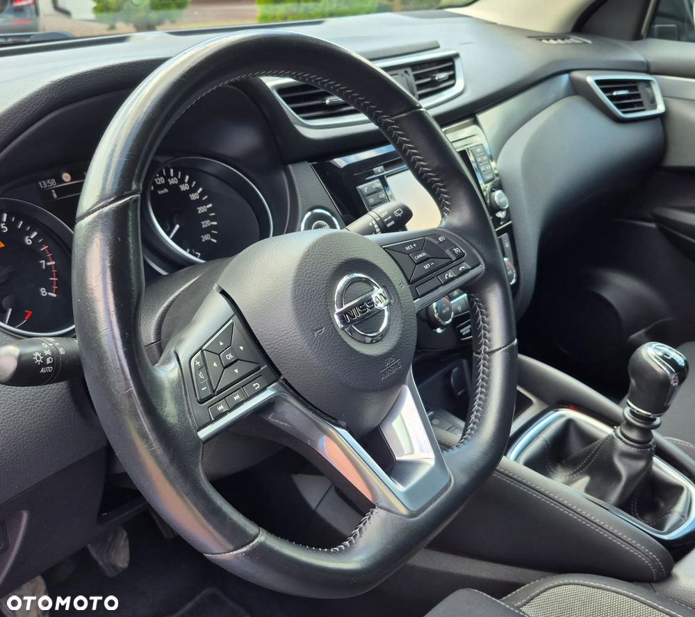 Nissan Qashqai 1.6 DIG-T N-Connecta - 10