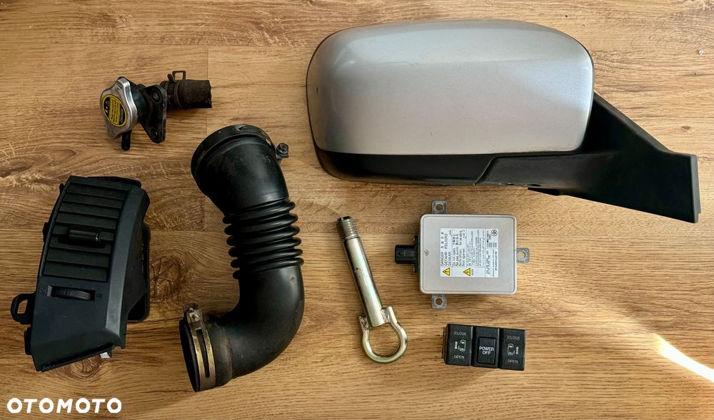 Mazda 5 CR 2008/2010r Lift xenon ksenon lampa przód Lewa lub prawa Reflektor przedni Europa stan b.ladny , spryskiwacze halogeny kratka zderzaka , nadkole Chlapacz ślizg zderzaka lampy grill belka zderzak maska itp - 16