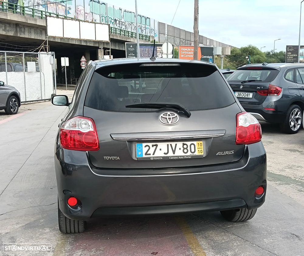 Toyota Auris 1.4 D-4D Sol - 11