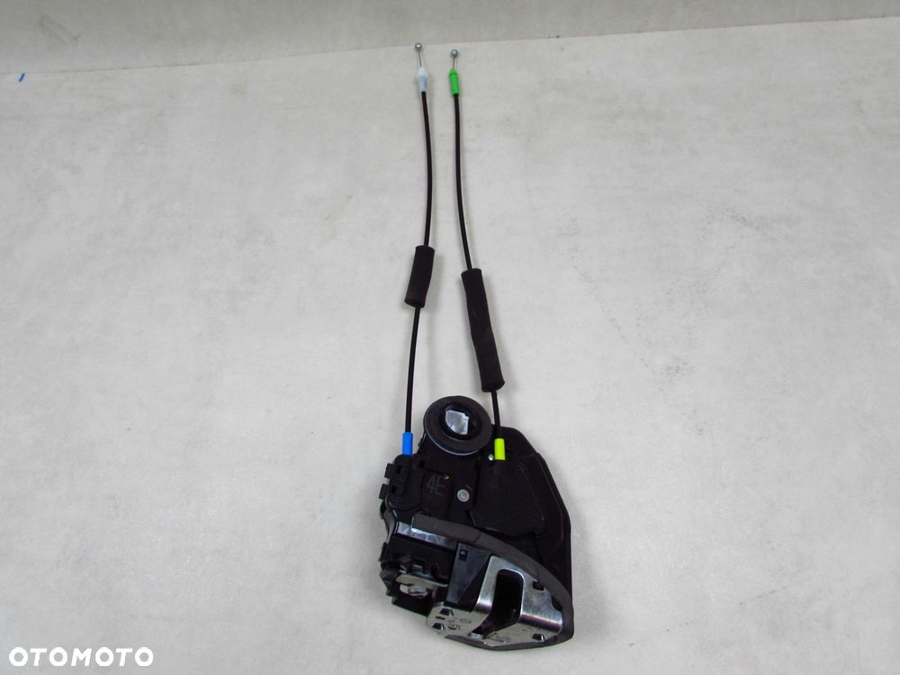 TOYOTA COROLLA E21 XII 19-23 HB SEDAN ZAMEK DRZWI PRAWY TYL 4 PINY - 2