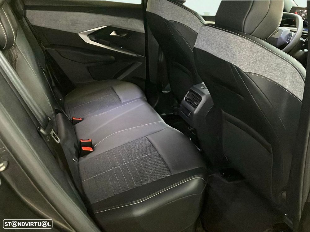 Peugeot 3008 1.2 Hybrid Allure e-DCS6 - 17