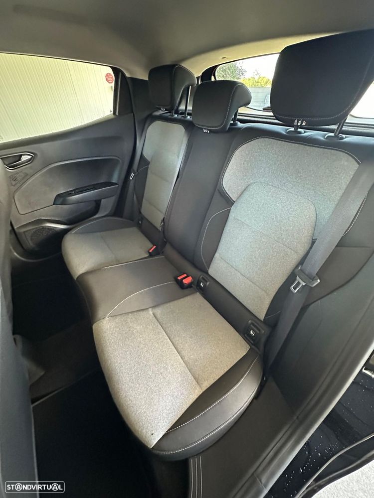 Renault Clio 1.0 TCe Techno - 30