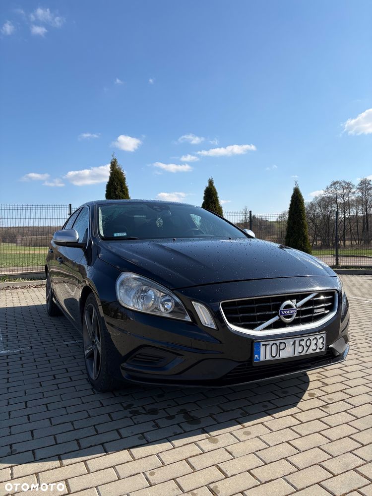 Volvo S60 D3 Geartronic R-Design - 23