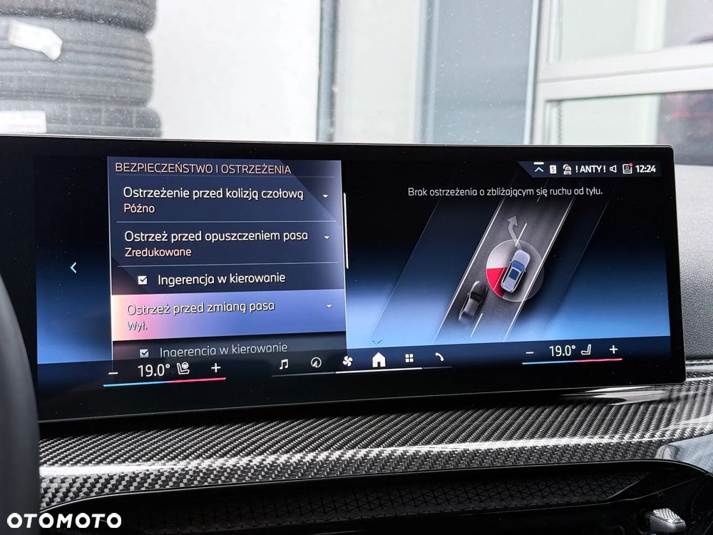 BMW Seria 3 320d xDrive M Sport - 40