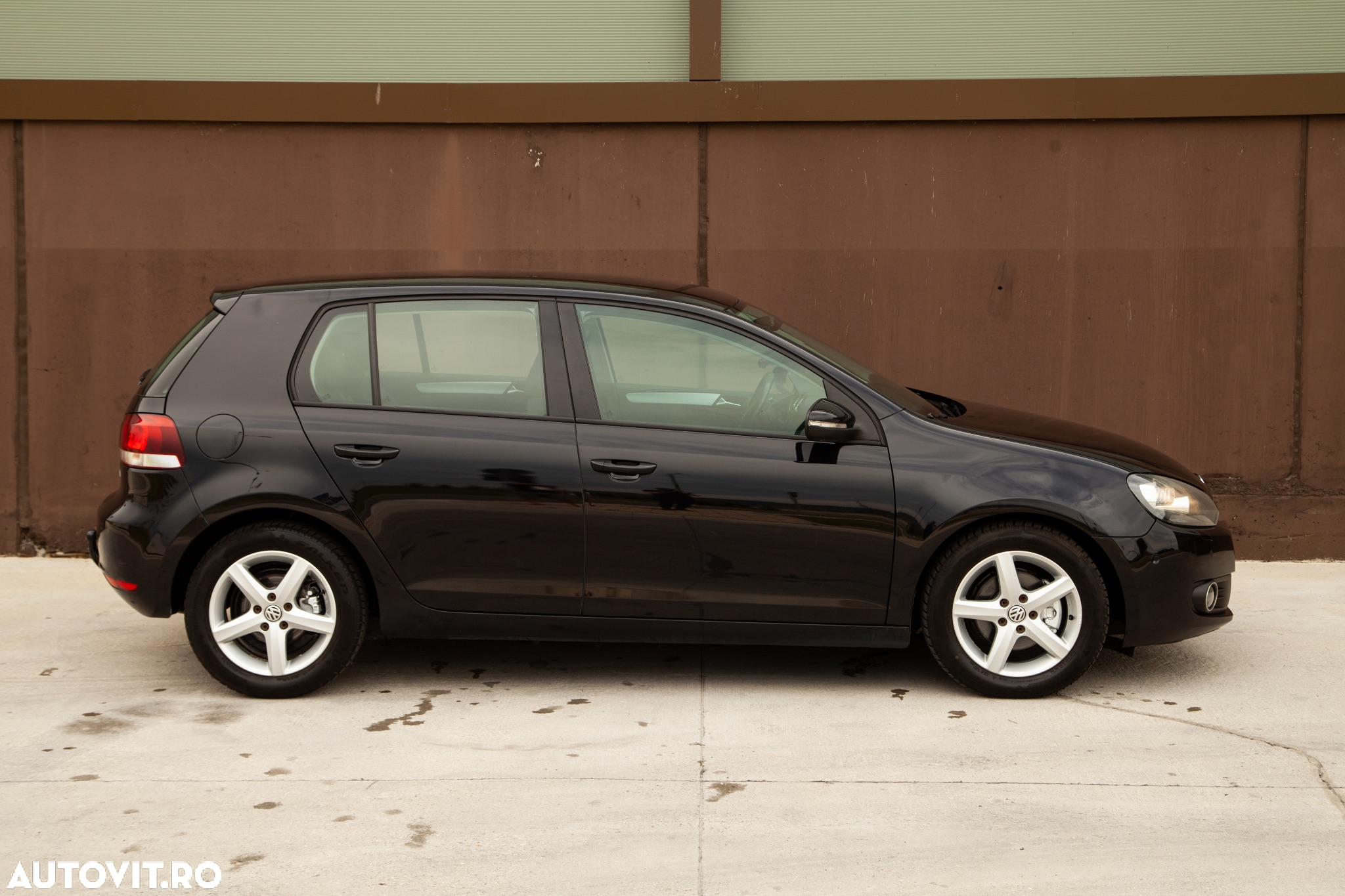 Volkswagen Golf 2.0 TDI Highline - 35