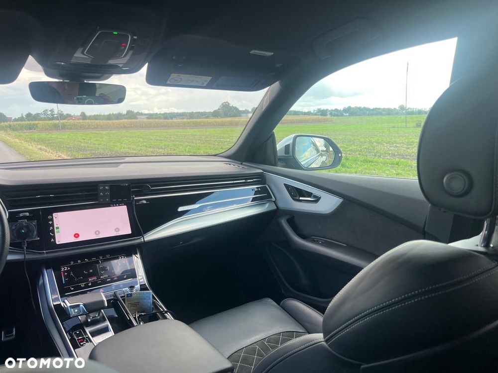 Audi SQ8 - 9