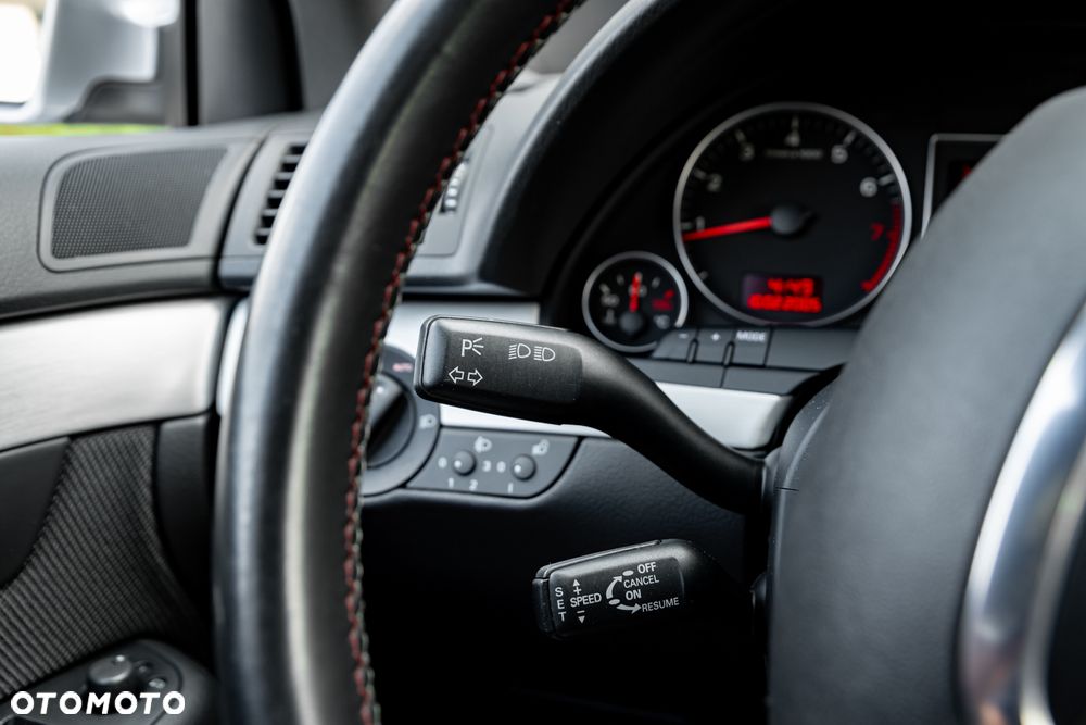 Audi A4 Avant 1.8T - 19