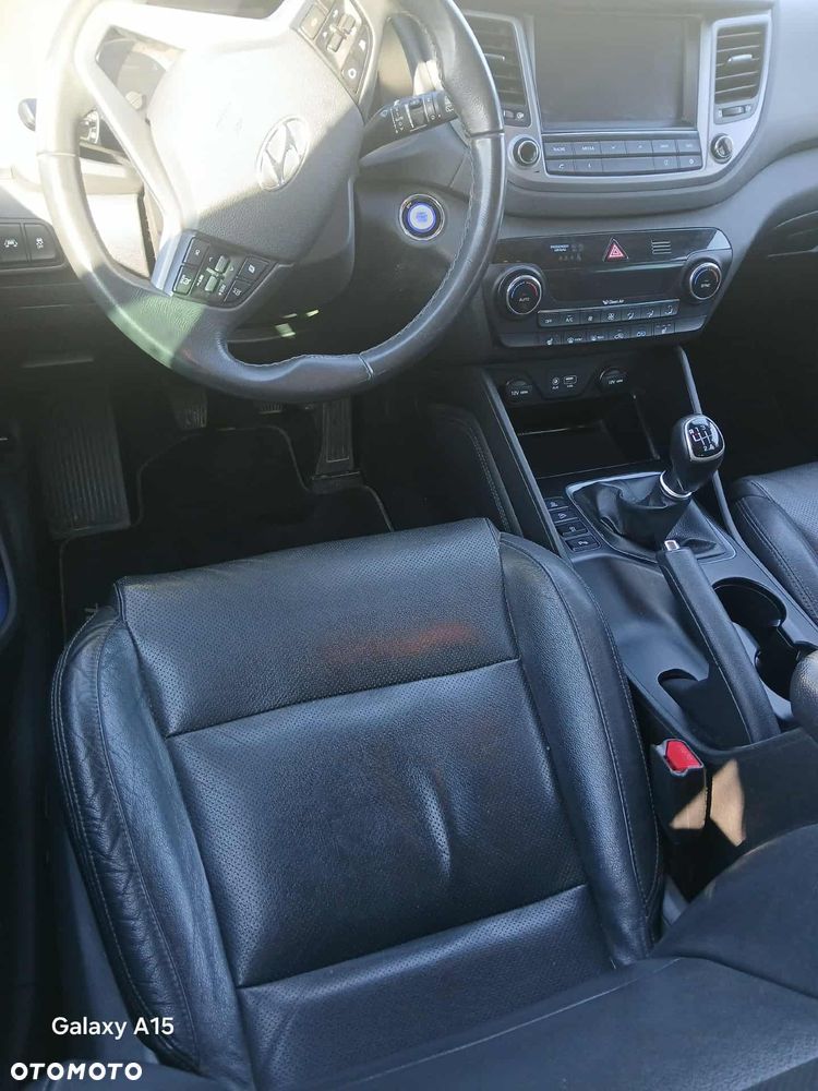 Hyundai Tucson 1.7 CRDI BlueDrive Classic 2WD - 10