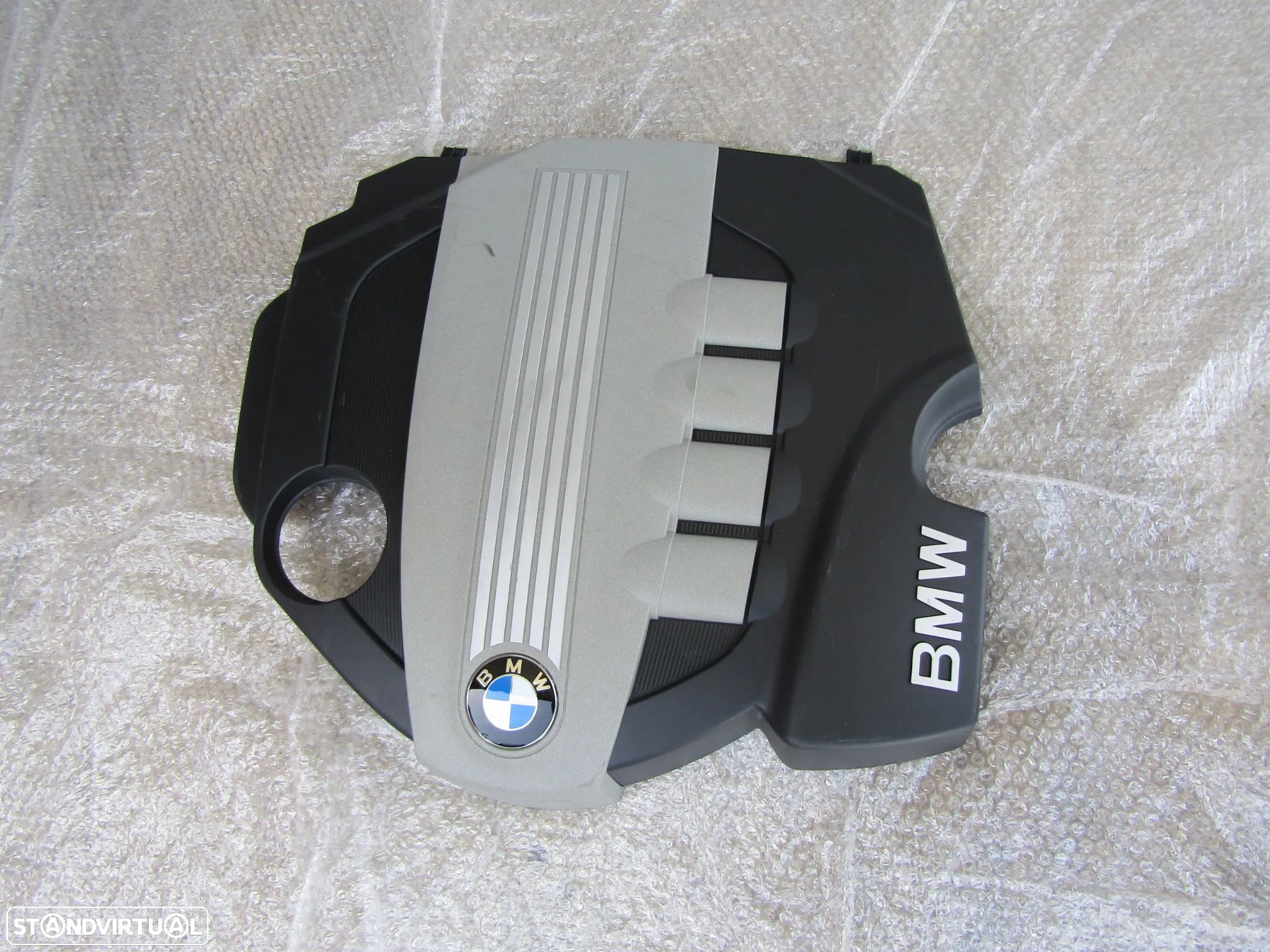 Tampa motor BMW modelos ano 2012 para a frente. - 1