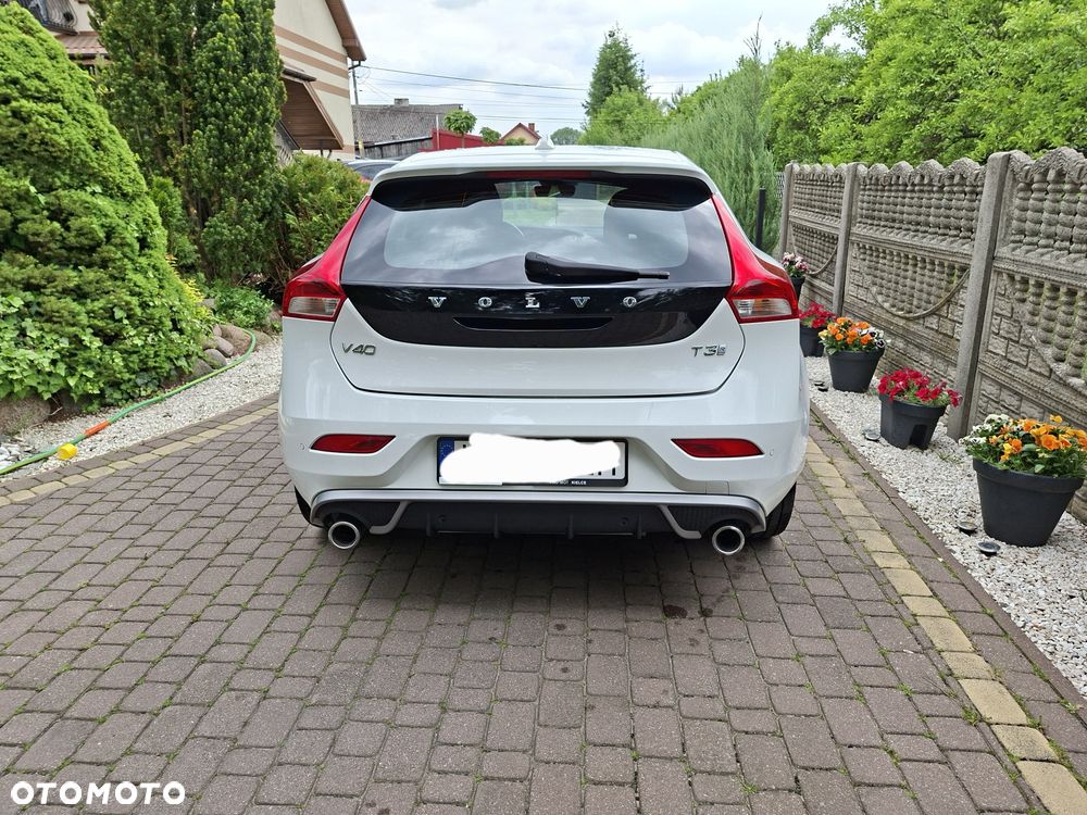 Volvo V40 - 2