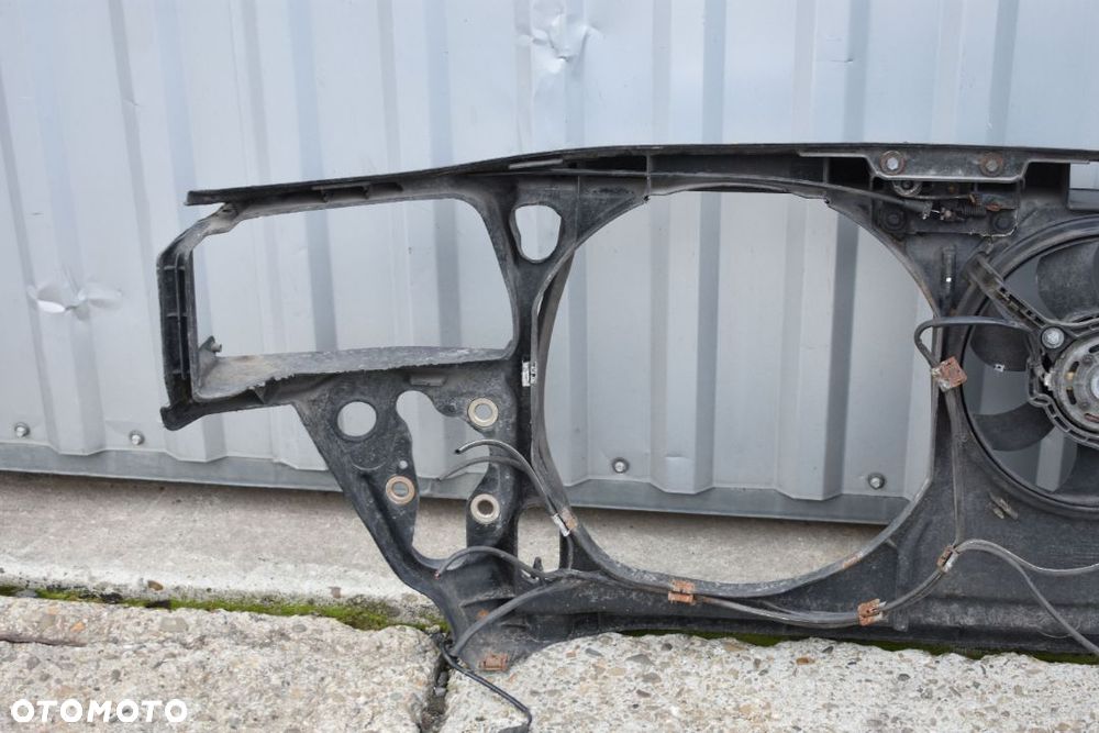 PAS PRZEDNI AUDI A4 B5 1.6B - 10