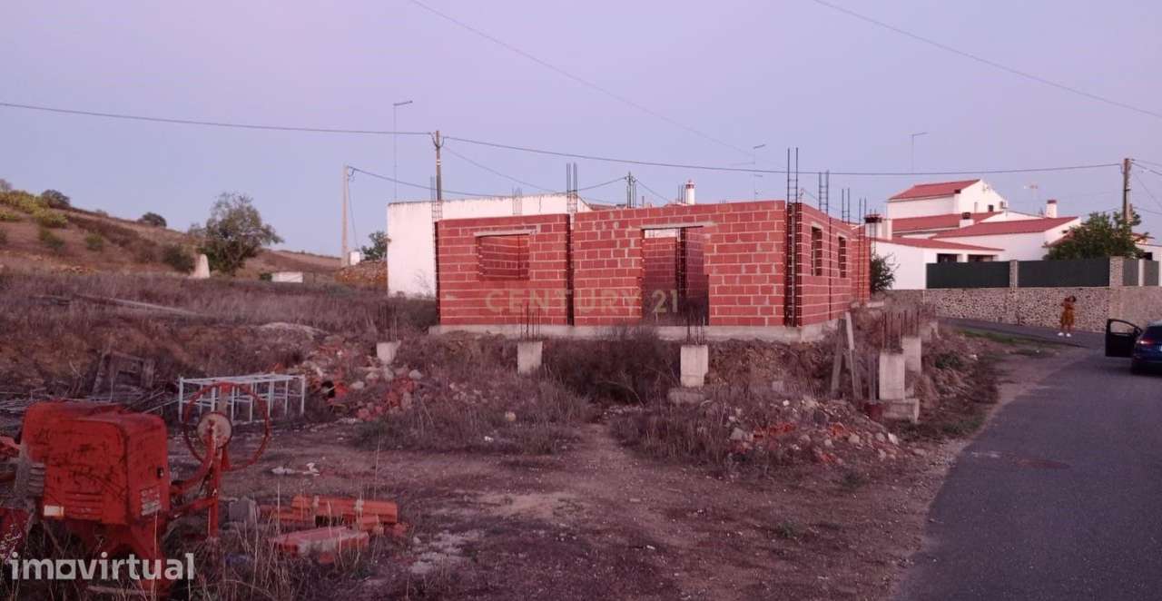 Terreno Rústico com Viabilidade Construtiva - Grande imagem: 2/6