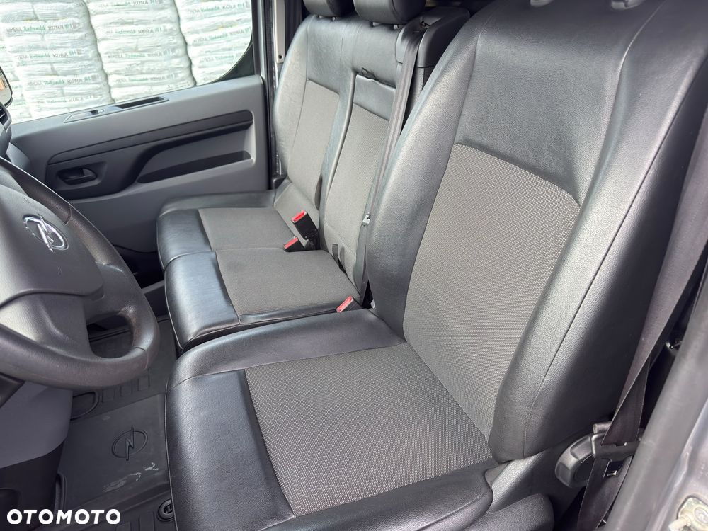 Opel Vivaro - 16