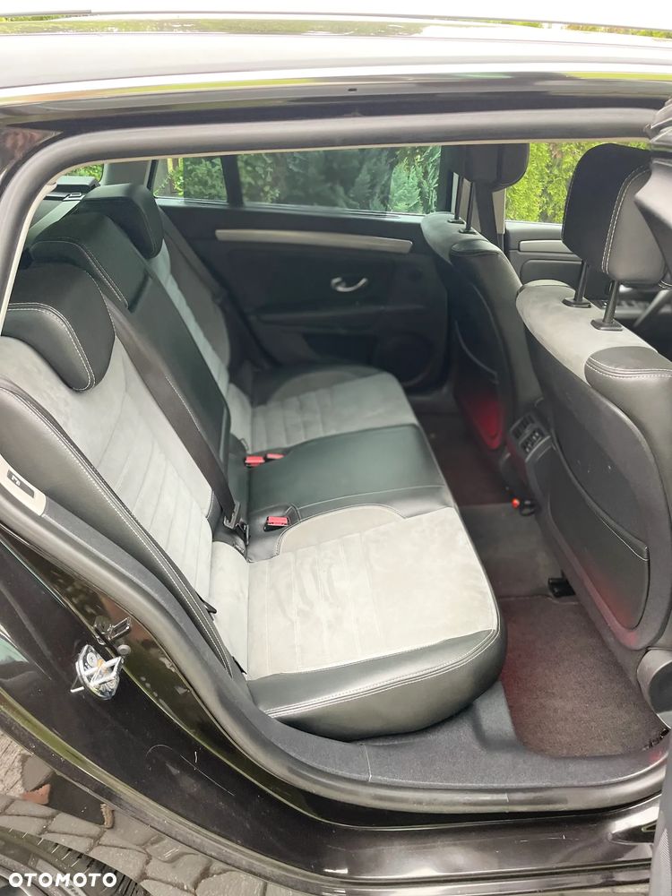 Renault Laguna 2.0 dCi Bose Edition ESM - 12
