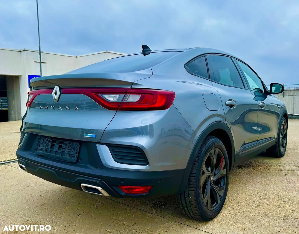 Renault Arkana E-TECH Hybrid RS Line - 3