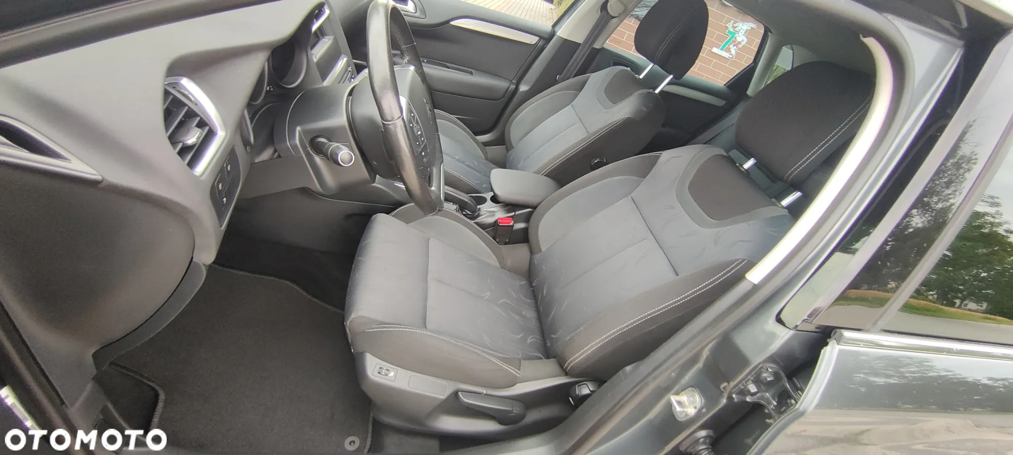 Citroën C4 1.6 VTi Attraction - 18
