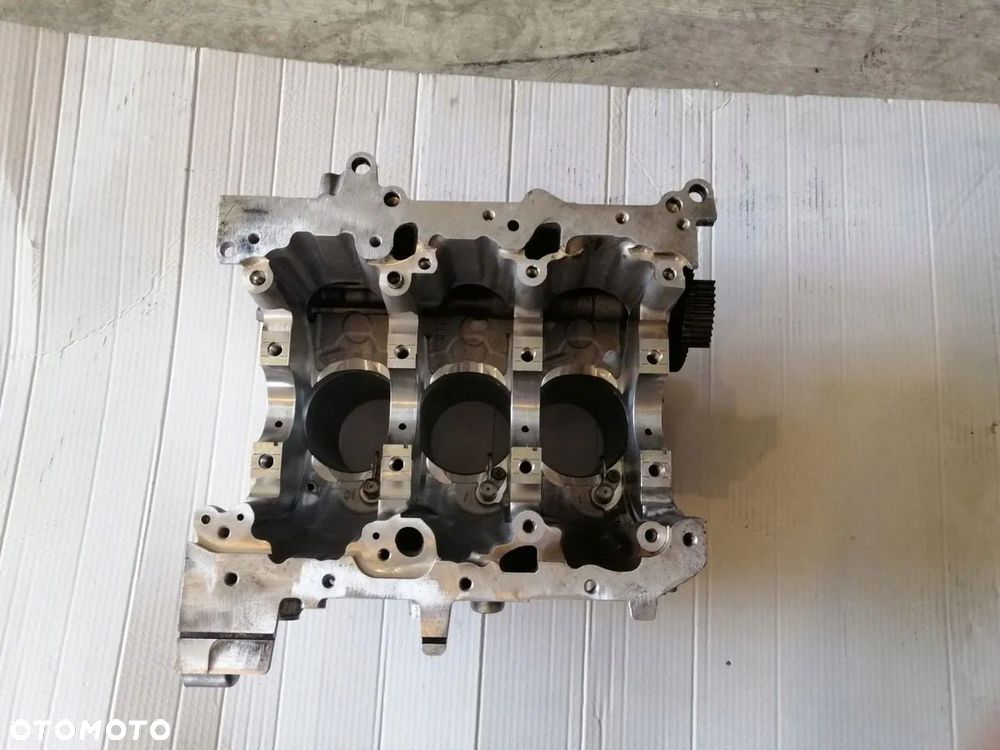 BLOK SILNIKA BMW F39 F45 MINI F55 F56 8631944 B38A151A - 5