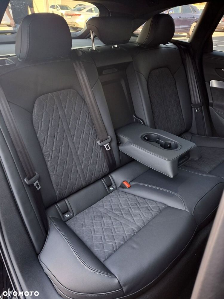 Audi A6 Avant - 18