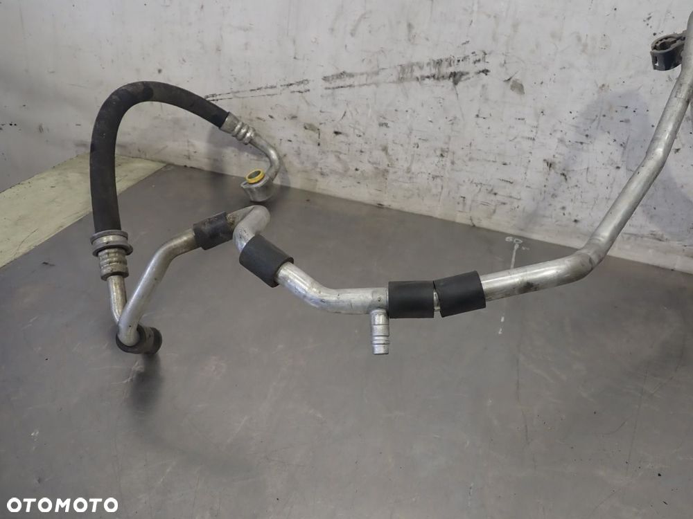 PRZEWÓD KLIMATYZACJI VOLKSWAGEN TOURAN I 1.6 1T0820743T - 4