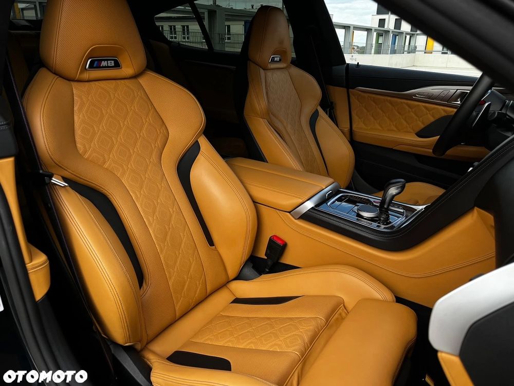 BMW M8 Competition - 28