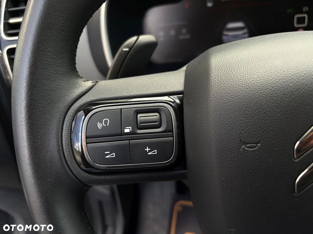 Citroën C5 Aircross 1.6 PureTech Live EAT8 - 23
