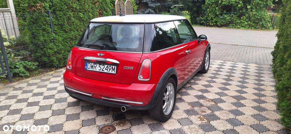 MINI Cooper Standard - 4