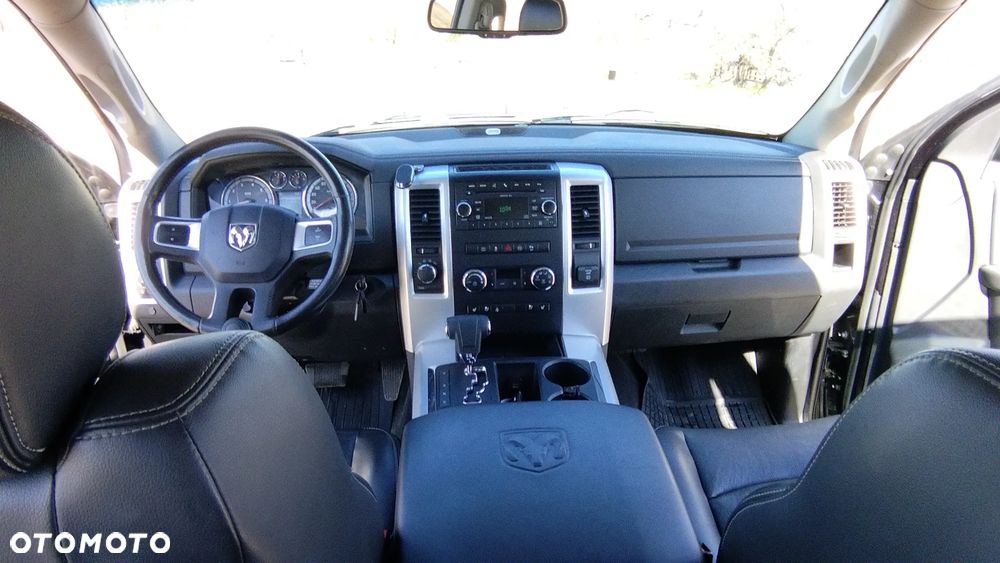 Dodge RAM 1500 5.7 4x4 - 10