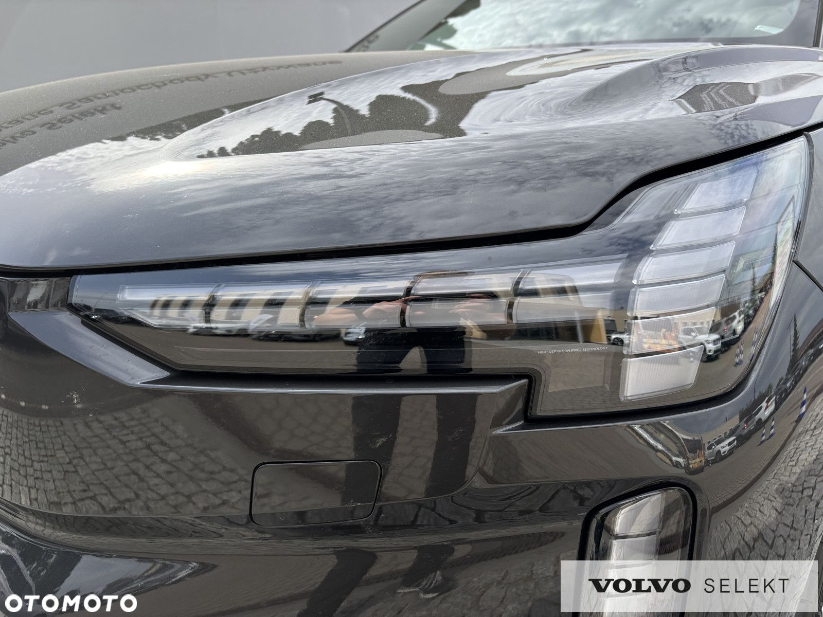 Volvo EX90 - 6