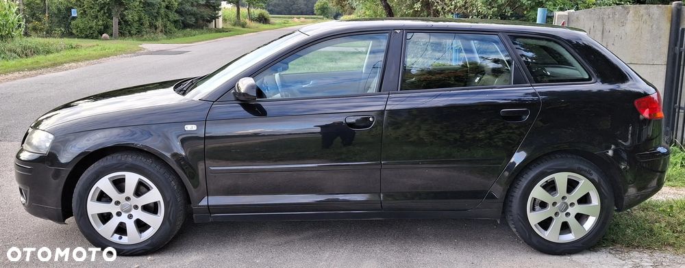 Audi A3 Sportback - 4