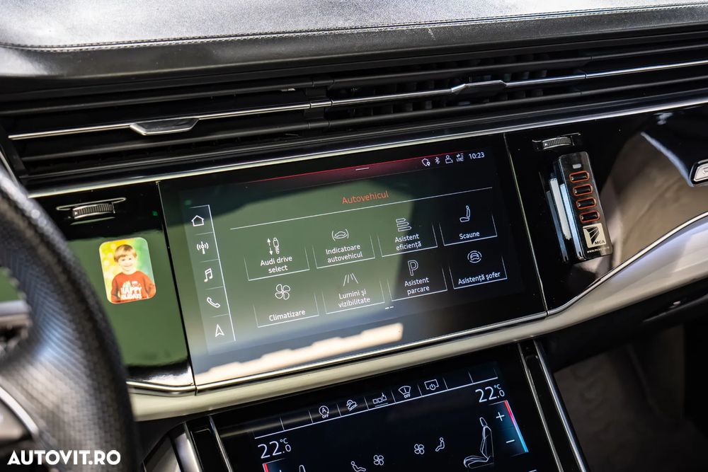 Audi Q8 - 18