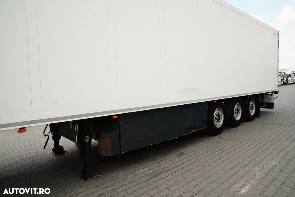 Schmitz Cargobull / REFRIGERAT / UNITATE THERMO KING SL-200 E / AXĂ RIDICATĂ / AXE SAF / - - 10